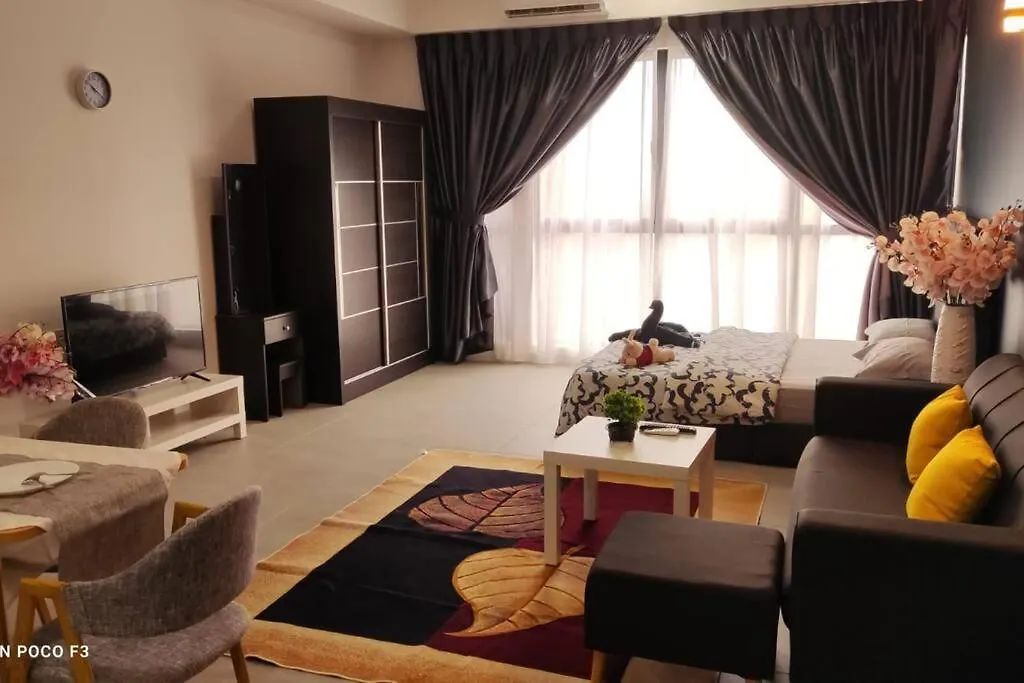 Bs0313-Klia Self Check-In-Wifi-Netflix-Pool-Parking, 5080 Apartment Sepang
