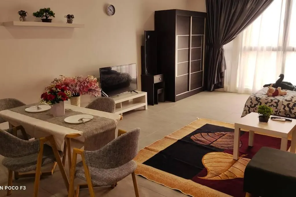 Bs0313-Klia Self Check-In-Wifi-Netflix-Pool-Parking, 5080 Apartment Sepang