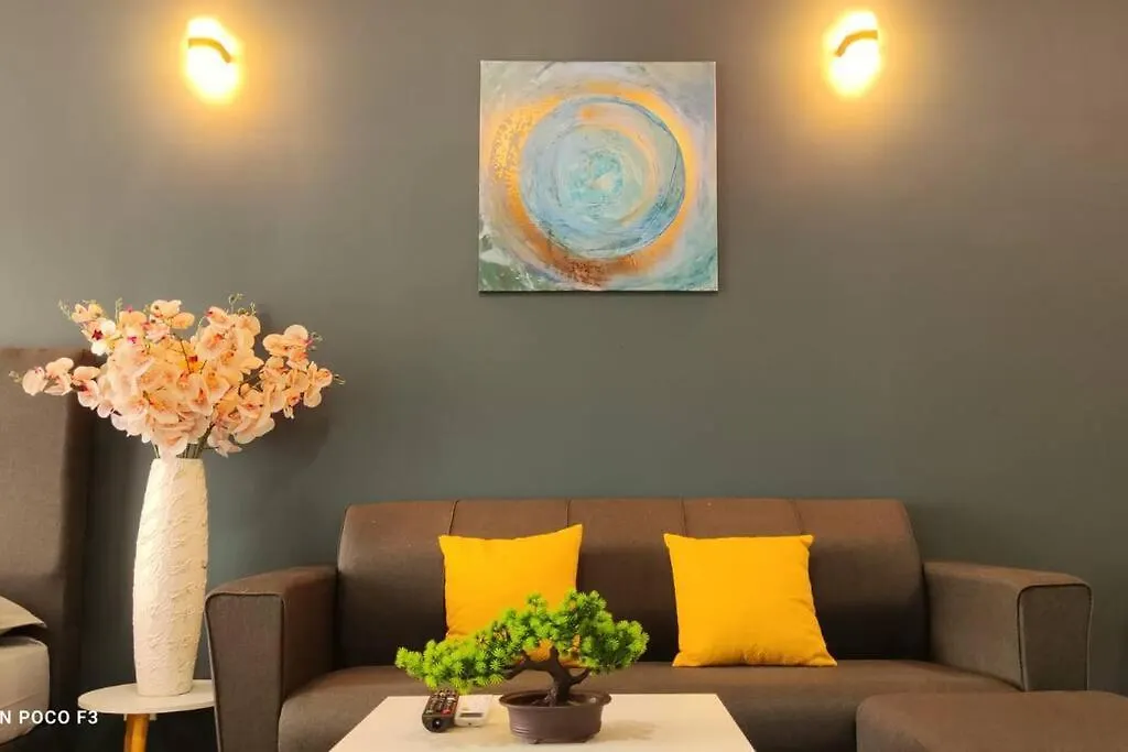 Bs0313-Klia Self Check-In-Wifi-Netflix-Pool-Parking, 5080 Apartment Sepang Malaysia